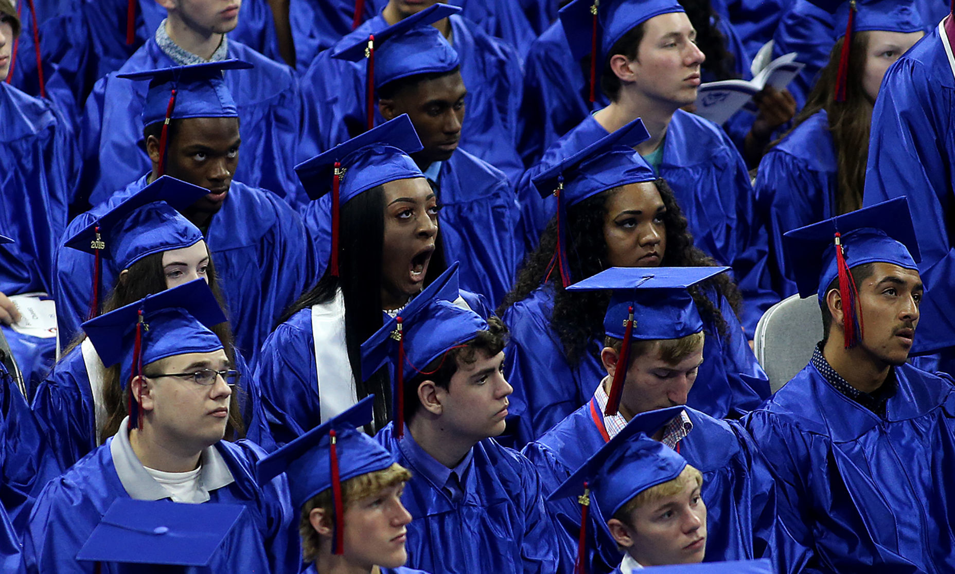 060318-qct-central-grad-006